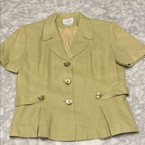 Elegant Short Sleeve Blazer in Light Tan